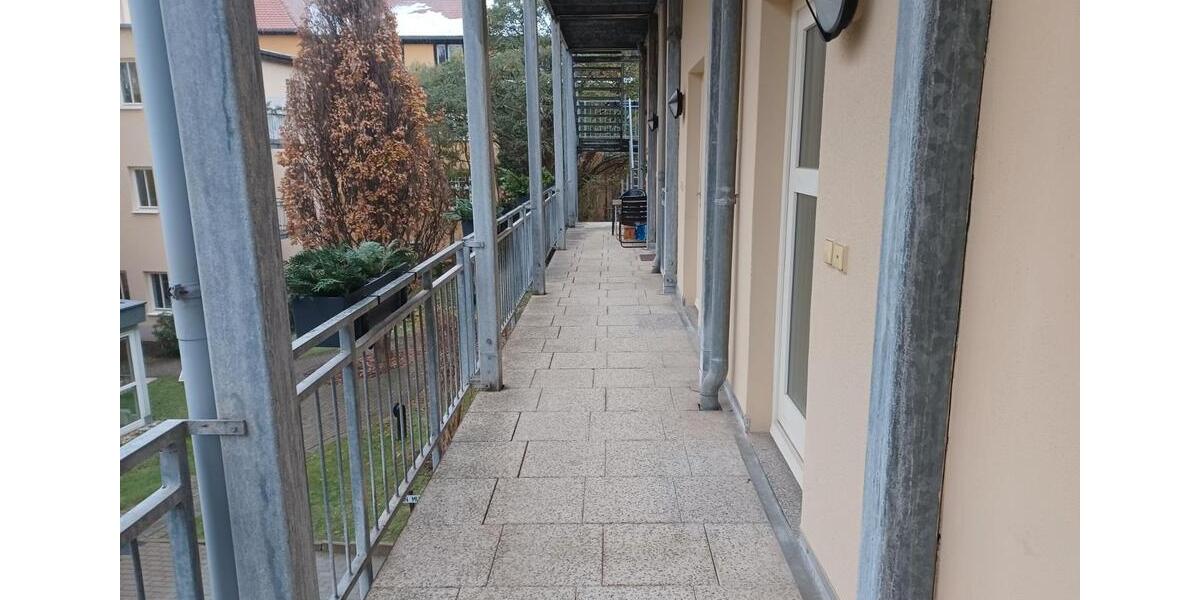 Etagenwohnung Altenburg - 2 Zimmer, 45 m&sup2;, 320&euro; | Angebot:26699996