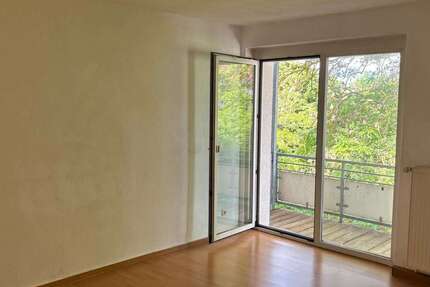 Wohnung Gera Debschwitz - 4 Zimmer, 86 m&sup2;, 600&euro; | Angebot:26848428