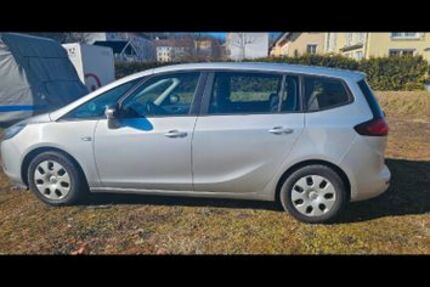Opel Zafira 147.500 km 10.750 € Gera 07548