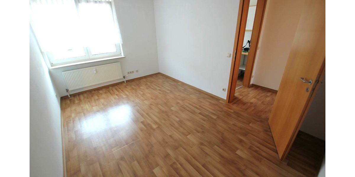Bestlage! Tolle 2-Raum Wohnung mit Balkon, Aufzug & EBK in Untermhaus direkt am Küchengarten! - Etagenwohnung Gera Debschwitz | Angebot:26894879