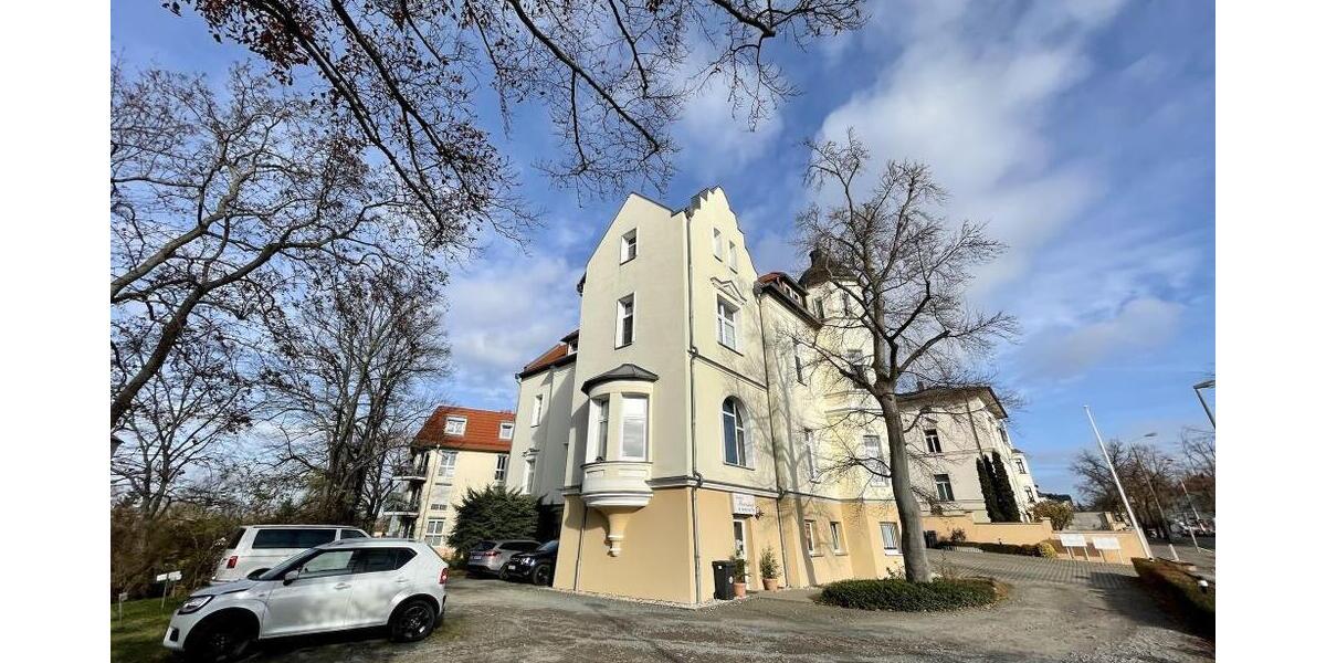 2 Raum DG-Wohnung - Bad mit Fenster, Wanne und Dusche - Dachgeschoßwohnung Gera Alt-Bieblach | Angebot:26233629