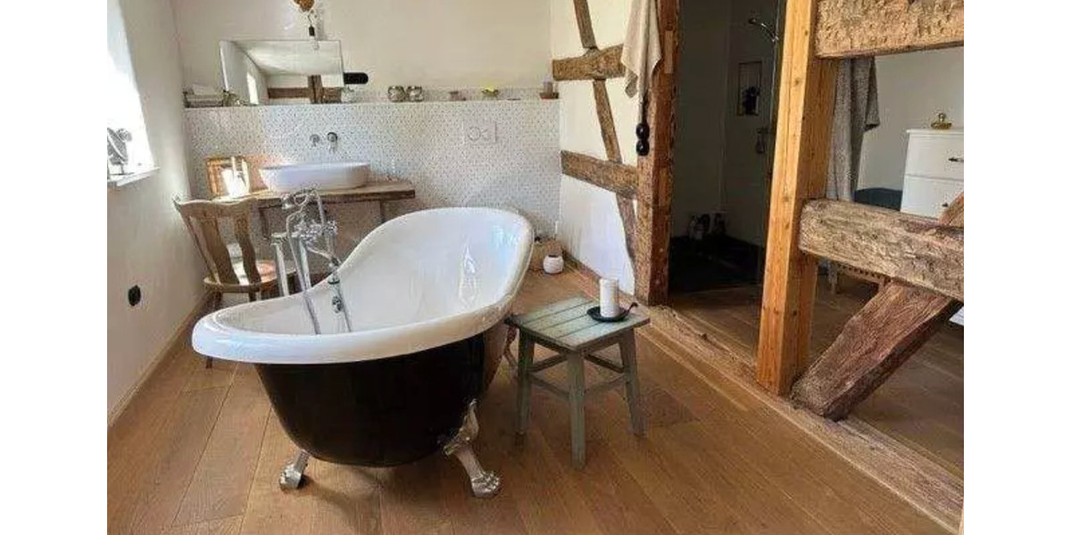 Charaktervoller Vierseithof mit Ausbaureserven, Kamine, FBH 16 zimmer