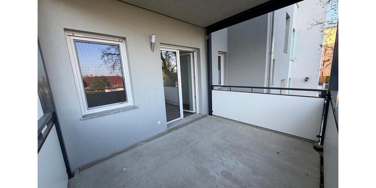 Hochparterre Meerane - 4 Zimmer, 95 m&sup2;, 1.000&euro; | Angebot:26325764