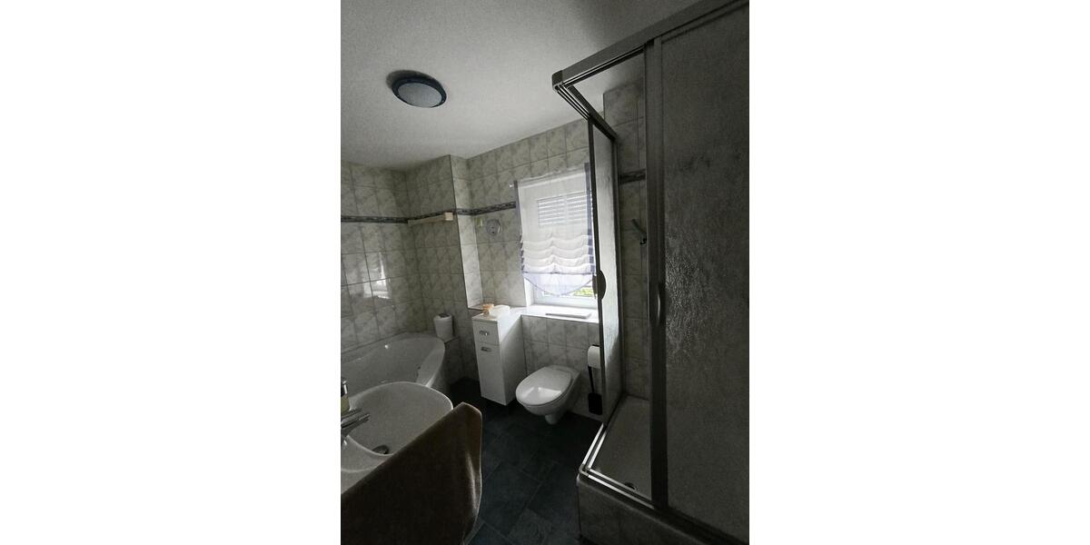 Reihenhaus Werdau - 4 Zimmer, 117 m&sup2;, 175.000&euro; | Angebot:26222119