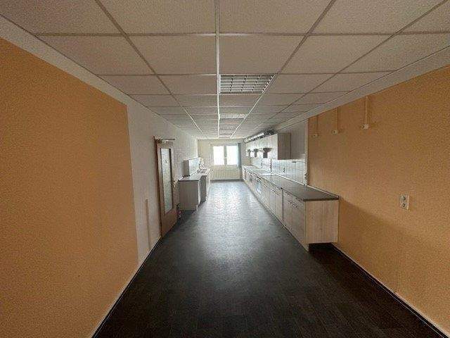 +++ Große Gewerbeimmobilie in guter Lage +++ zimmer