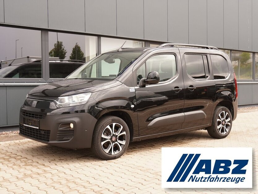 Doblo Kombi 1.5 / Automatik / Panoramadach