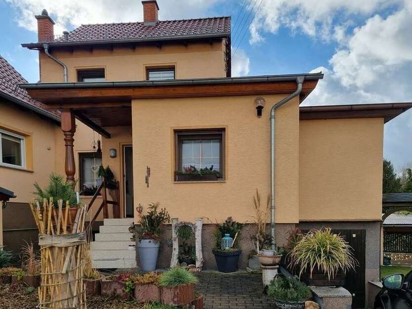 Haus zum Kaufen in Hermsdorf 265.000 € 132.3 m²