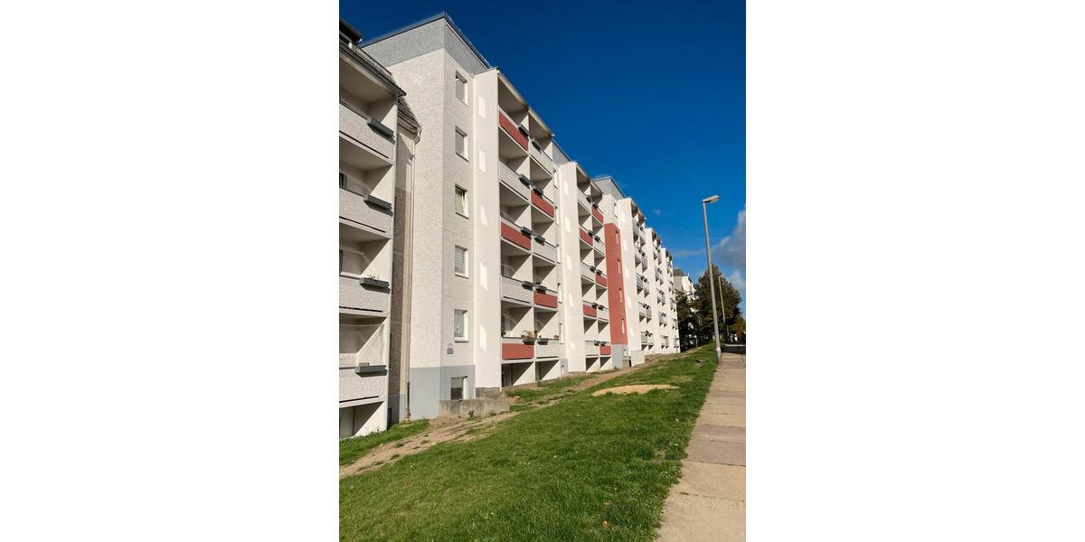 Dachgeschoßwohnung Gera - 2 Zimmer, 54 m&sup2;, 335&euro; | Angebot:26162591