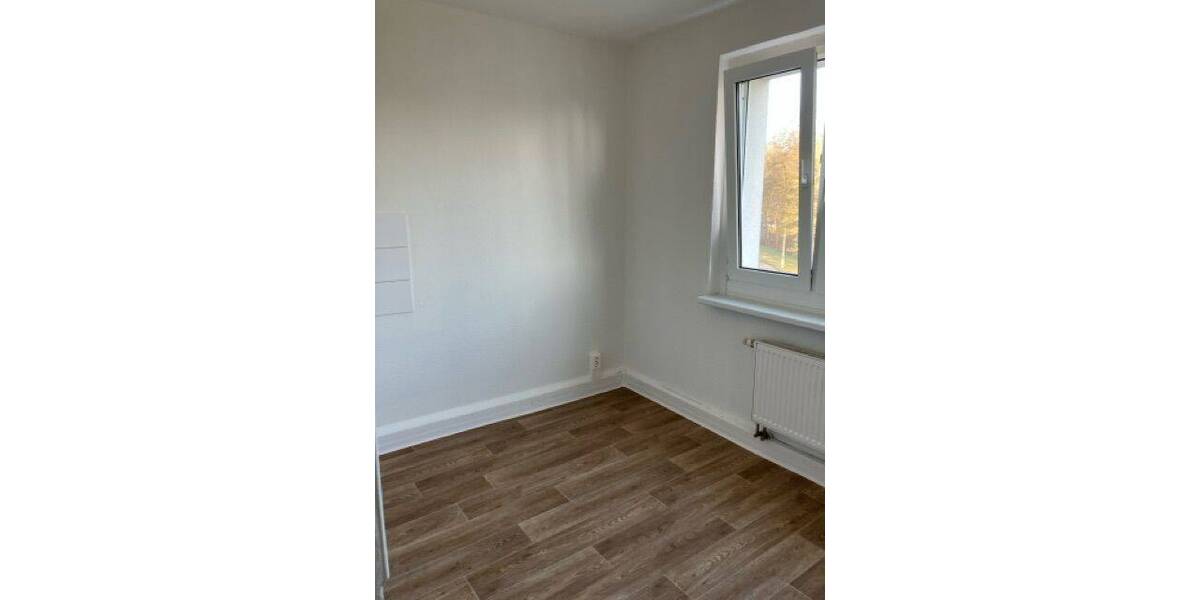 Etagenwohnung Gera Lusan - 4 Zimmer, 89 m&sup2;, 490&euro; | Angebot:26879183