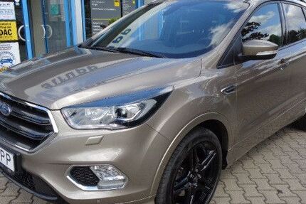 Ford Kuga 72.200 km 16.990 &euro; Triptis 07819