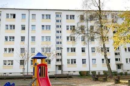 Wohnung Hermsdorf - 3 Zimmer, 60 m&sup2;, 350&euro; | Angebot:26652310