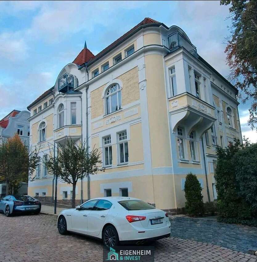 Wohnung zum Kaufen in Crimmitschau 185.000 € 102 m²