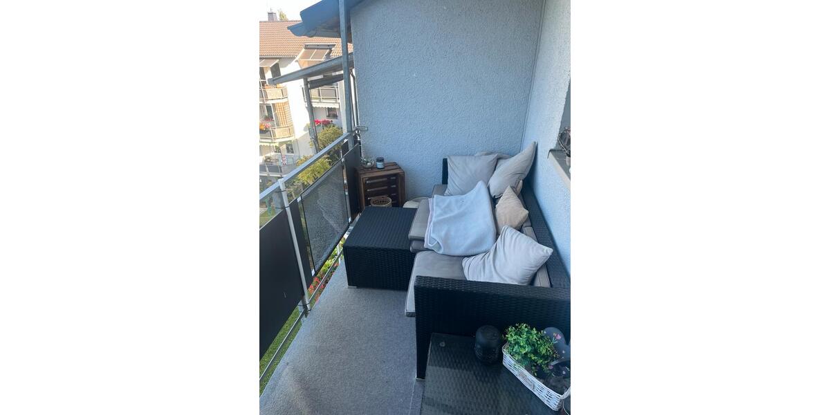 Dachgeschoßwohnung Gera Alt-Bieblach - 2.5 Zimmer, 74 m&sup2;, 900&euro; | Angebot:25992447