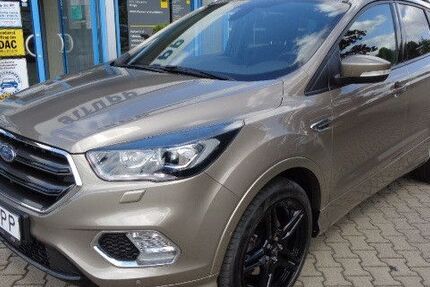 Ford Kuga 72.150 km 19.900 € Triptis 07819