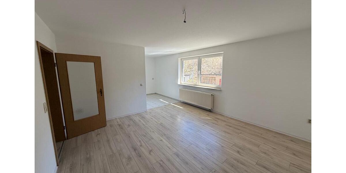 Etagenwohnung Weida - 2 Zimmer, 52 m&sup2;, 315&euro; | Angebot:26072433