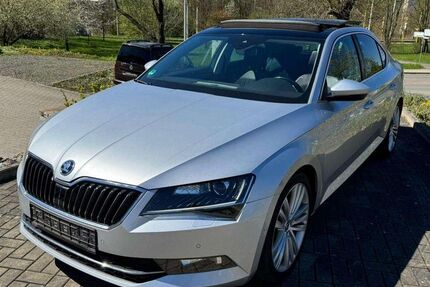 Skoda Superb 120.000 km 14.800 &euro; Gera 07551