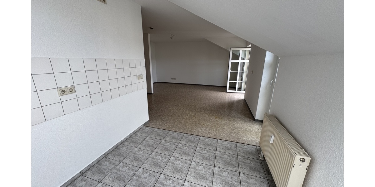 Altersgerechte & ruhig gelegene 1 Zimmer Whg. m. Balkon & Aufzug (WE16) - Dachgeschoßwohnung Gera Ostviertel | Angebot:26882324