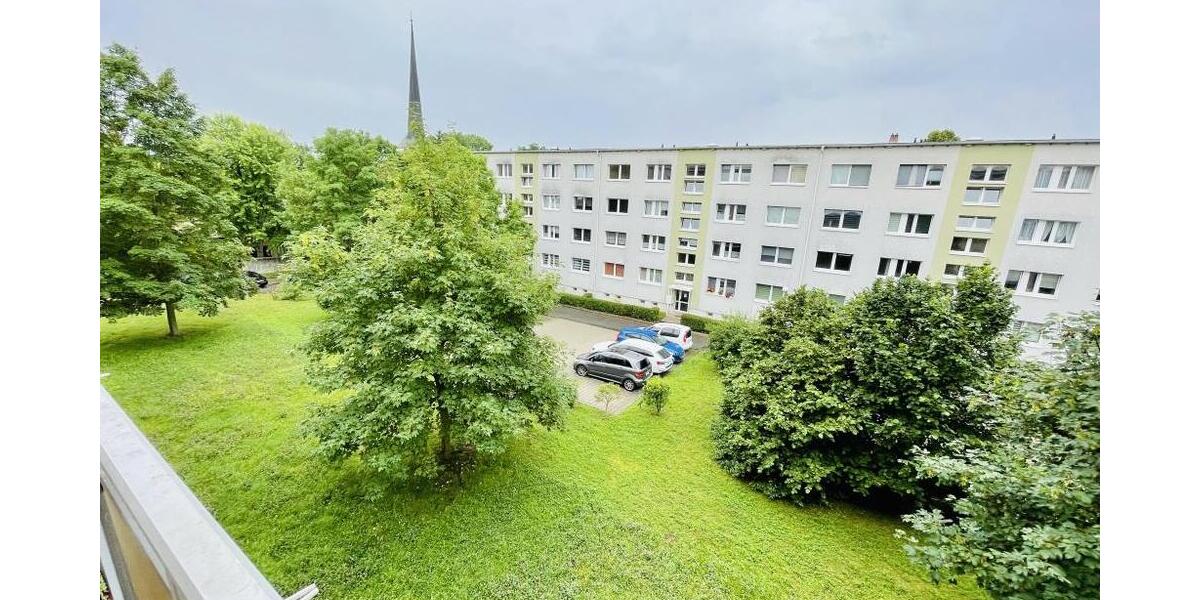 Neuer Fußboden und Balkon! 4 Zimmer Wohnung in Gera Langenberg - Etagenwohnung Gera Langenberg | Angebot:27156280