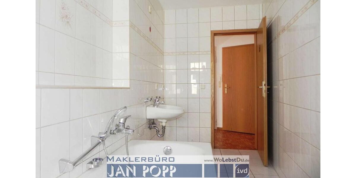 Dachgeschoßwohnung Greiz - 2 Zimmer, 60 m&sup2;, 300&euro; | Angebot:26491110