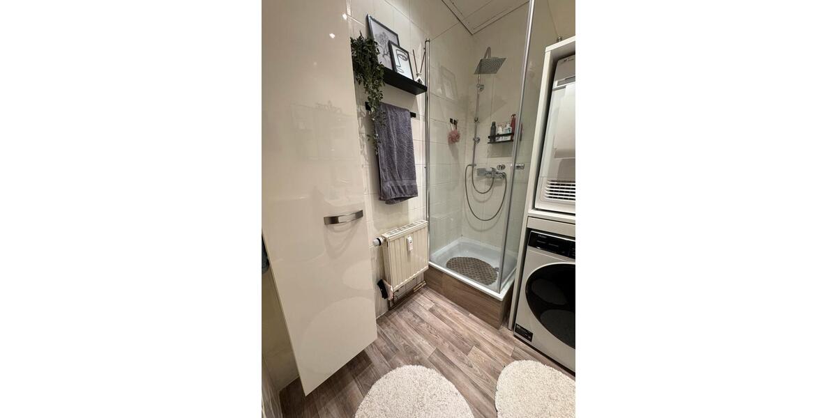 Etagenwohnung Gera Alt-Taubenpreskeln - 5 Zimmer, 90 m&sup2;, 720&euro; | Angebot:26199810