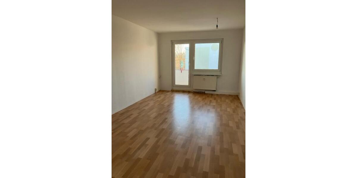 Etagenwohnung Gera Lusan - 4 Zimmer, 89 m&sup2;, 490&euro; | Angebot:25918458