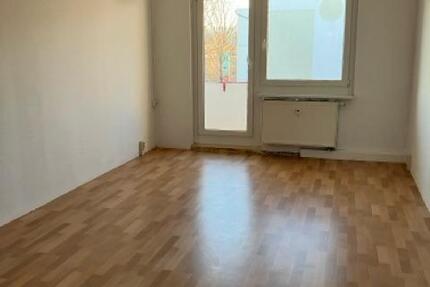 Wohnung Gera Lusan - 4 Zimmer, 89 m&sup2;, 460&euro; | Angebot:25918458