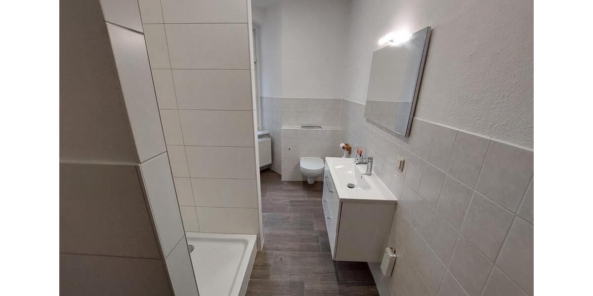Etagenwohnung Gera Debschwitz - 3 Zimmer, 81 m&sup2;, 650&euro; | Angebot:26427796