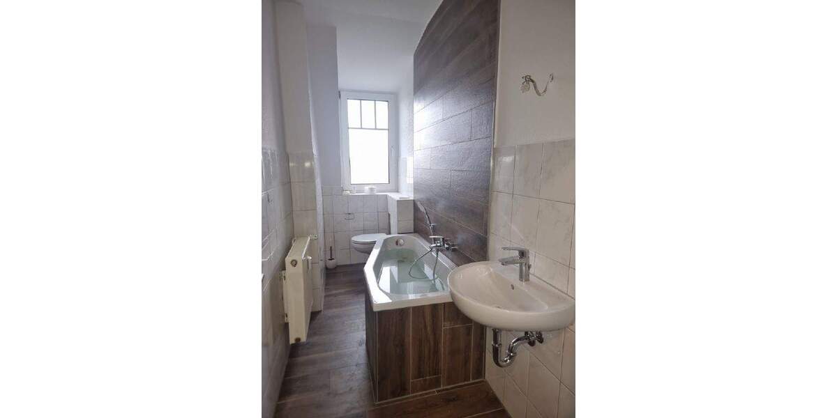 Etagenwohnung Crimmitschau - 2 Zimmer, 48 m&sup2;, 288&euro; | Angebot:26229212