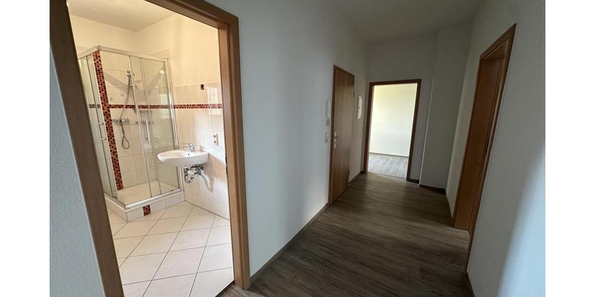 Familien willkommen! 4 R.-Wohnung mit West-Balkon, Wanne, Dusche und Hausgarten in Gera-Debschwitz! - Etagenwohnung Gera Debschwitz | Angebot:26192411