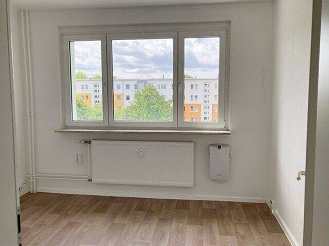 Etagenwohnung Hermsdorf - 6 Zimmer, 118 m&sup2;, 660&euro; | Angebot:26291198