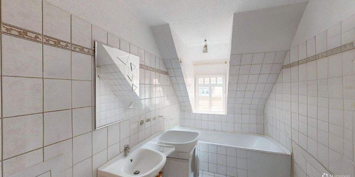 Etagenwohnung Altenburg - 6 Zimmer, 101 m&sup2;, 139.000&euro; | Angebot:25777378