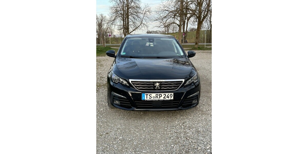 Peugeot 308 83.000 km 12.500 &euro; Traunreut bayern 