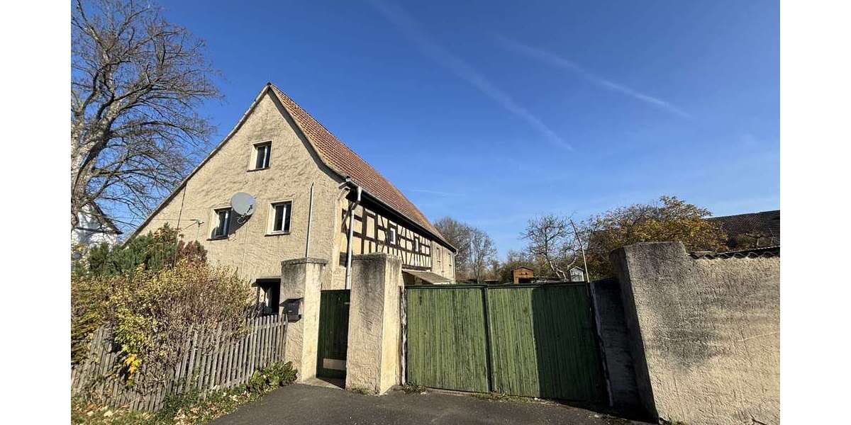 Einfamilienhaus Meuselwitz - 6 Zimmer, 140 m&sup2;, 135.000&euro; | Angebot:24810179