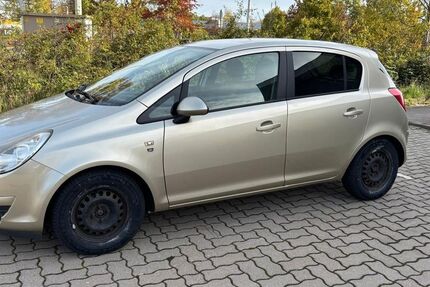 Opel Corsa 131.000 km 4.000 € Gera 07551