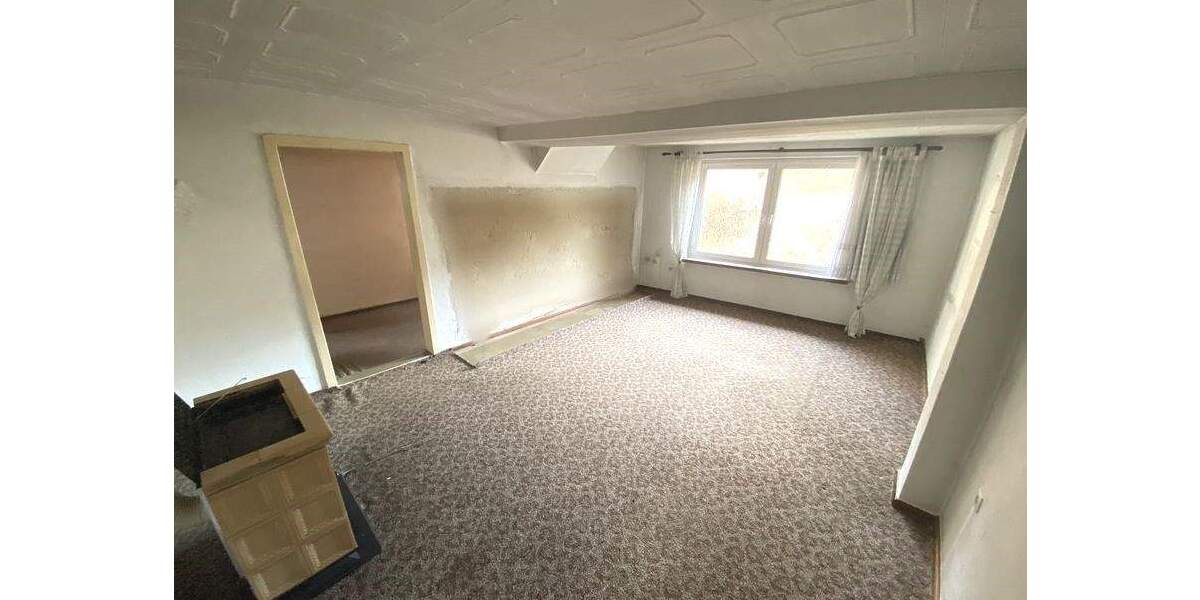 Einfamilienhaus Stadtroda - 4 Zimmer, 22 m&sup2;, 45.000&euro; | Angebot:25674256