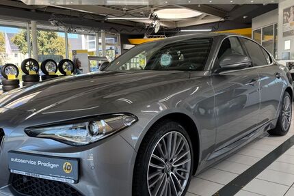 Alfa Romeo Giulia 40.518 km 25.950 € Glauchau 08371
