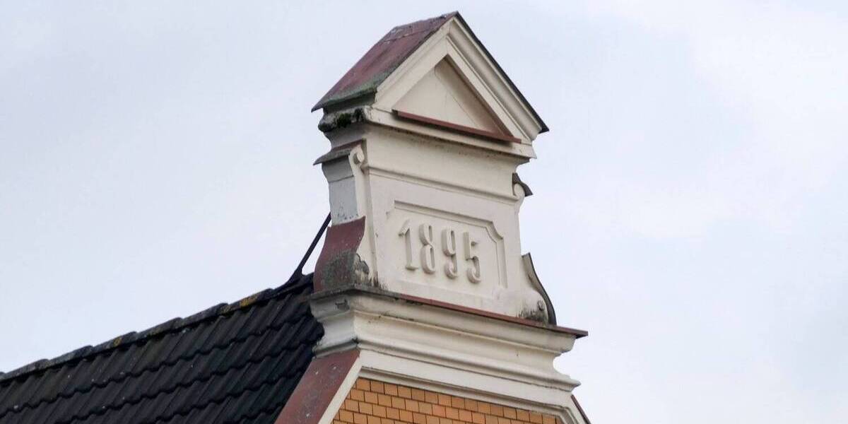 Kleine Wohnung im Einzeldenkmal und am Park 2 zimmer