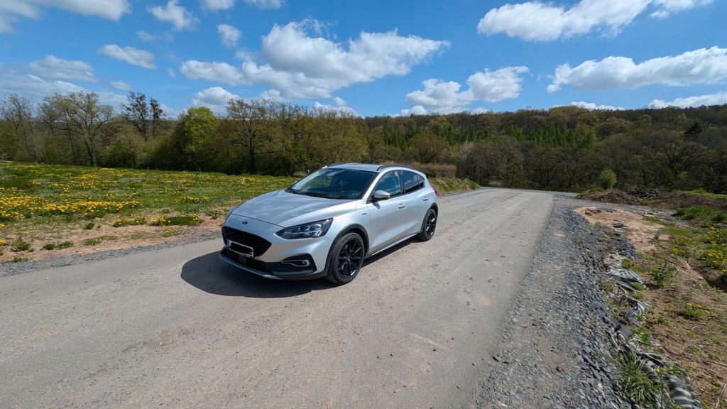 Ford Focus 97.000 km 16.600 &euro; Berga-Wünschendorf 07980