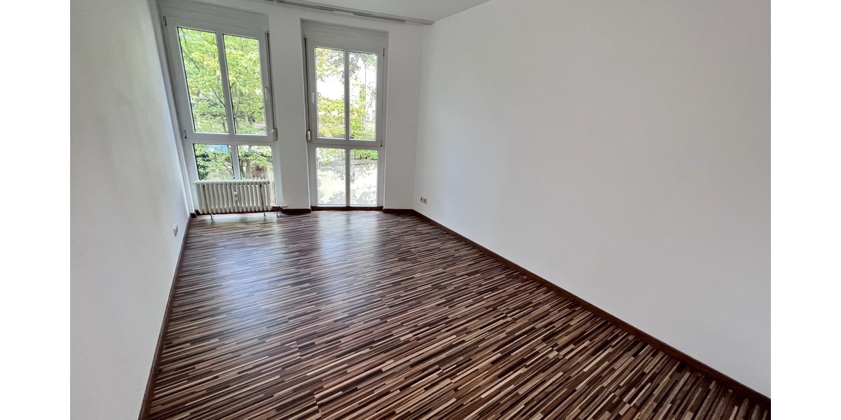 Idyllisch wohnen! 3-Raum Wohnung mit Einbauküche, Wanne und Süd-Balkon. - Etagenwohnung Gera Alt-Bieblach | Angebot:27022991