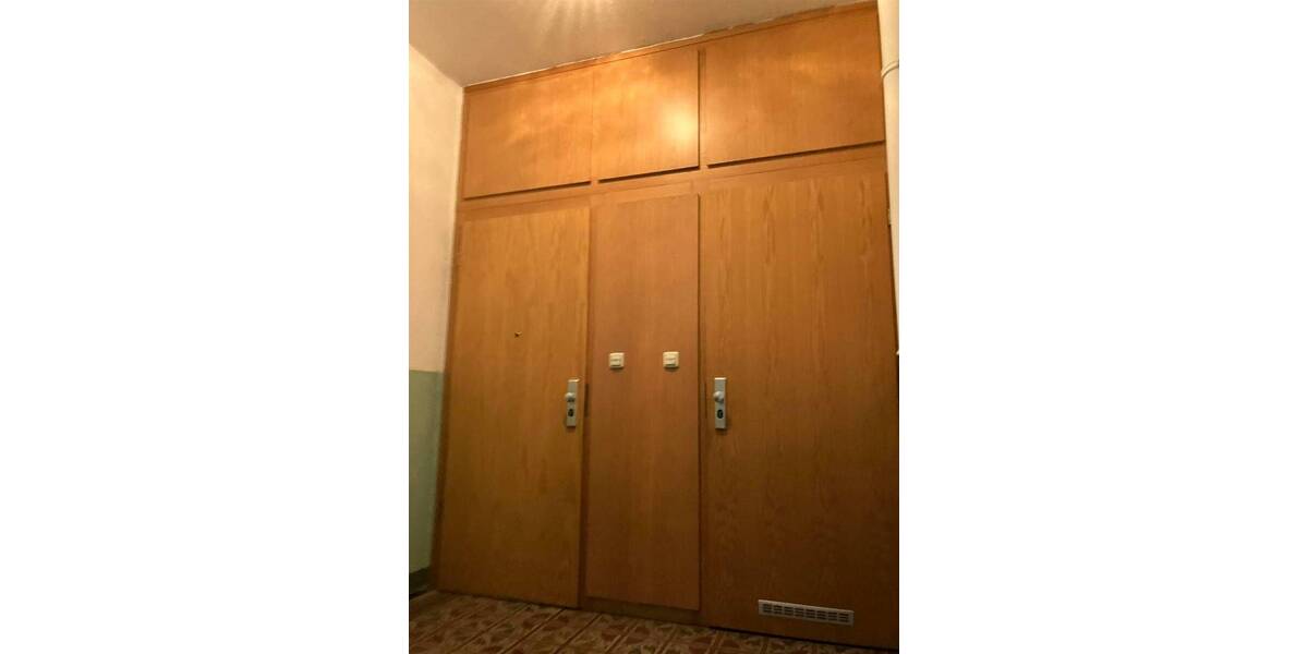 Vollvermietetes MFH mit Garagen, Hinterhaus und einem extra Grundstück! 1 zimmer