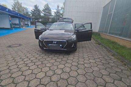 Hyundai i30 153.000 km 9.200 &euro; Gera 07546