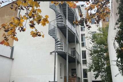 Haus zum Kaufen in Gera 580.000 € 604 m² 19 zimmer