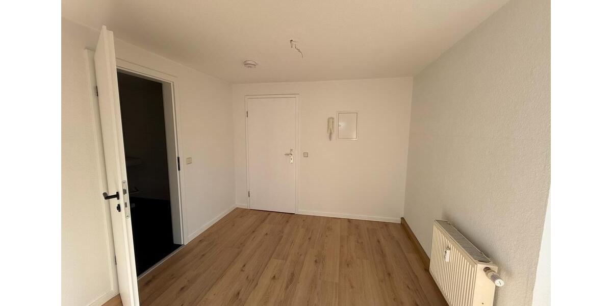 Dachgeschoßwohnung Meerane - 2 Zimmer, 57 m&sup2;, 500&euro; | Angebot:26558622