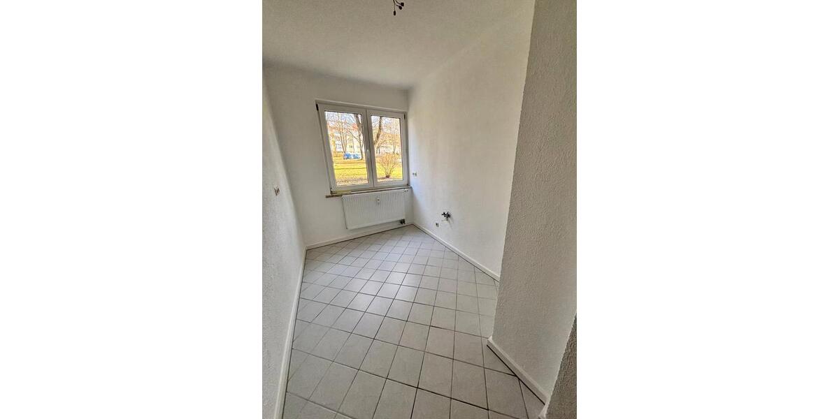 Etagenwohnung Gera Debschwitz - 2 Zimmer, 56 m&sup2;, 295&euro; | Angebot:26365687