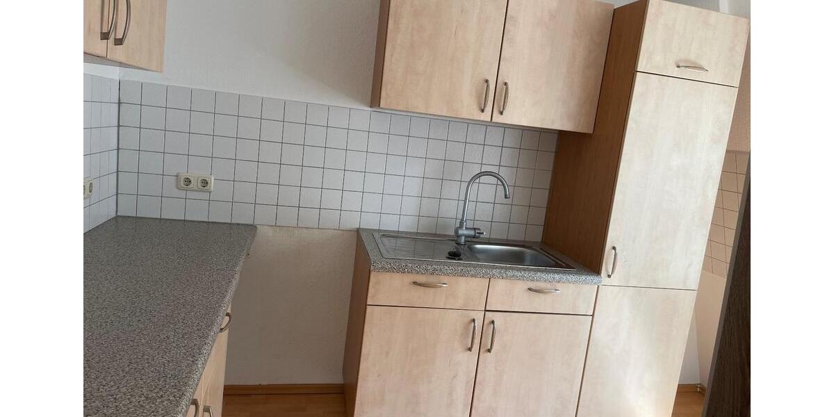 Dachgeschoßwohnung Meerane - 2 Zimmer, 50 m&sup2;, 290&euro; | Angebot:26659839