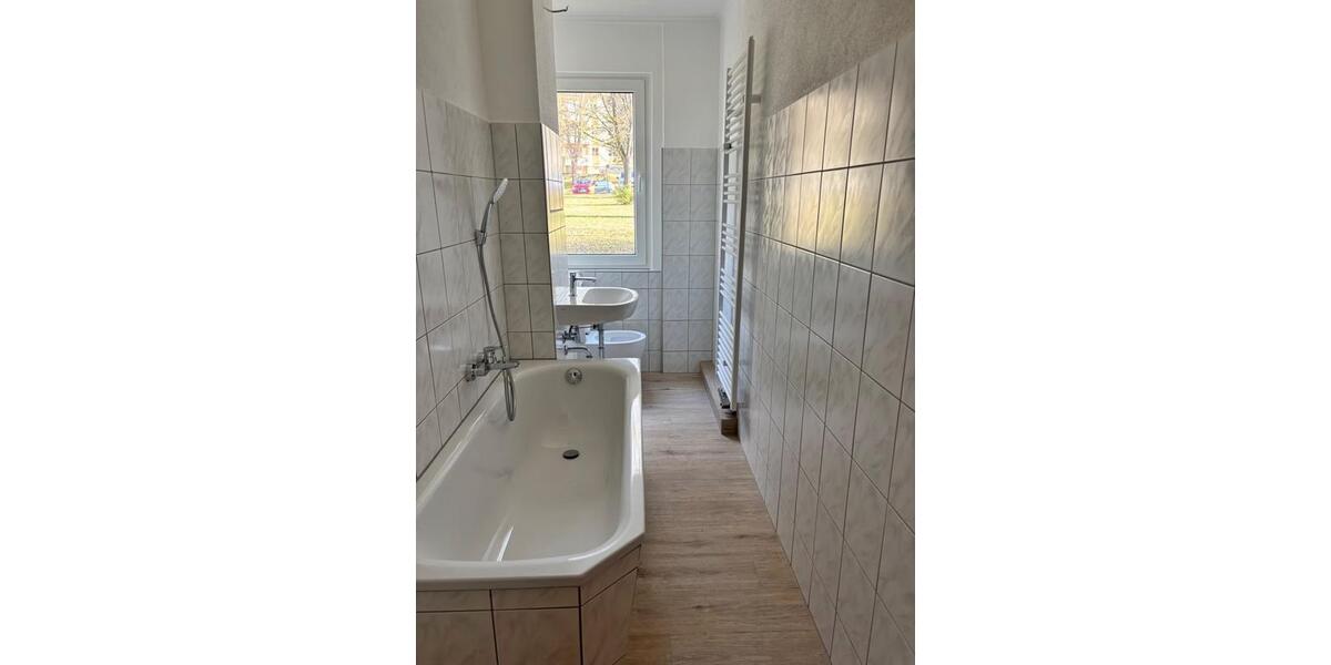 Etagenwohnung Gera Debschwitz - 2 Zimmer, 56 m&sup2;, 295&euro; | Angebot:26365687