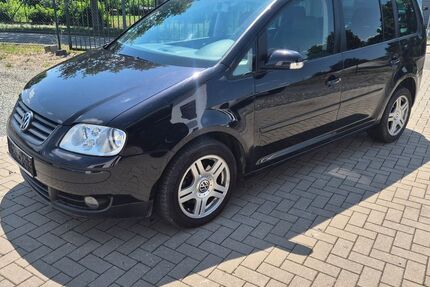 VW Touran 277.000 km 1.999 &euro; Weida 07570