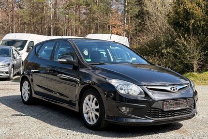 Hyundai i30 107.000 km 4.999 &euro; St. Gangloff 07629