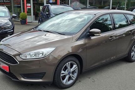 Ford Focus 91.790 km 10.990 € Mohlsdorf-Teichwolframsdorf 07987