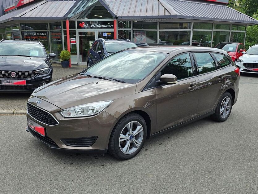 Ford Focus 91.790 km 10.990 € Mohlsdorf-Teichwolframsdorf 07987